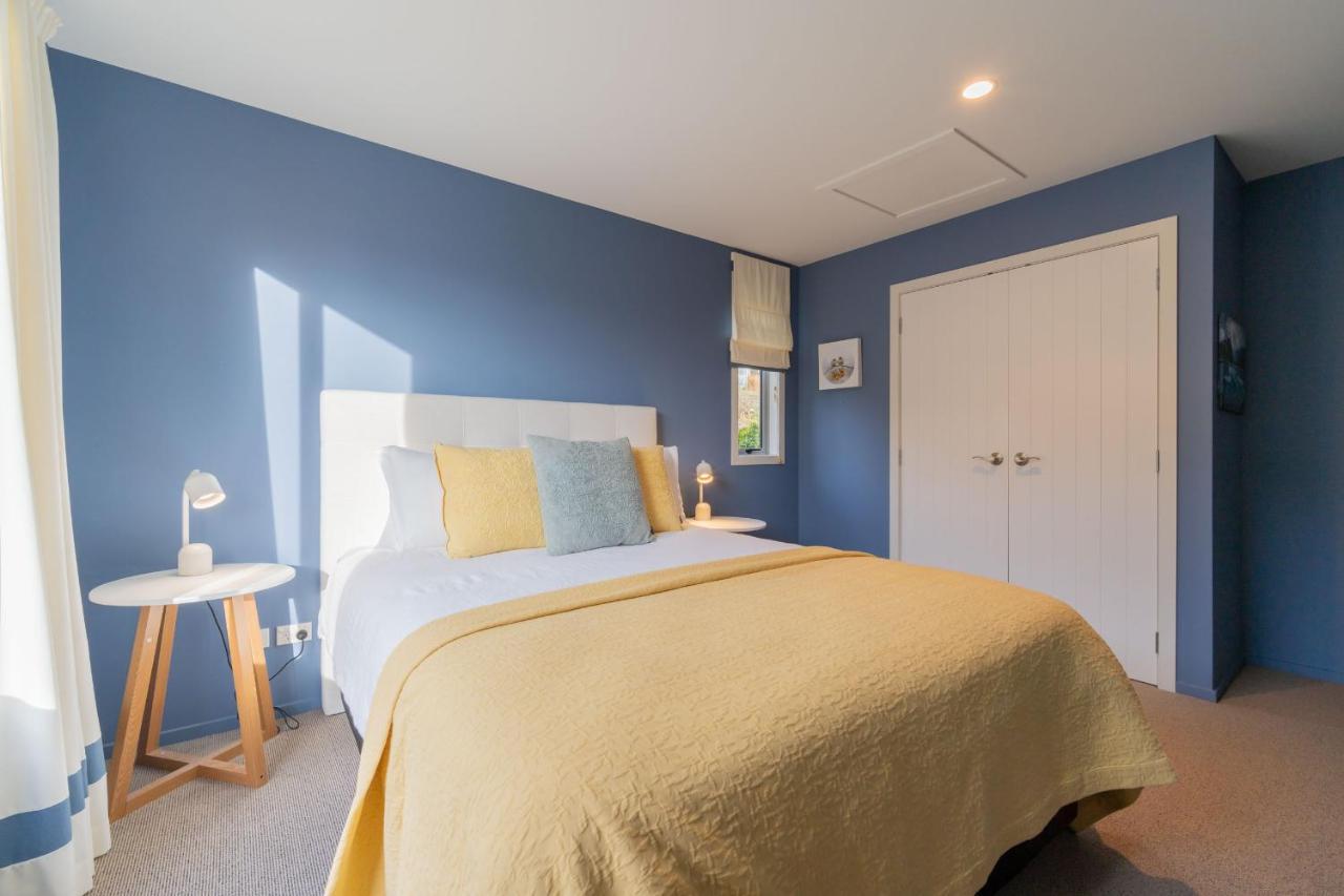 Southland Sounds - Te Anau Holiday Home Экстерьер фото